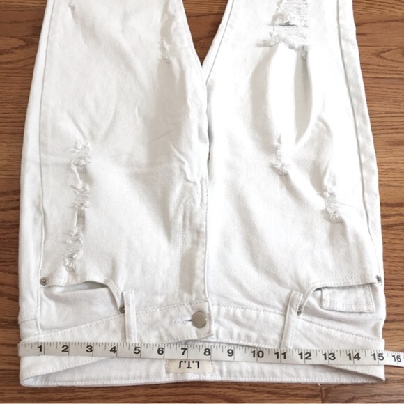 L.T.J. Letter To Juliet High Rise White Romeo Distressed Straight Raw Hem Jeans - Picture 9 of 16